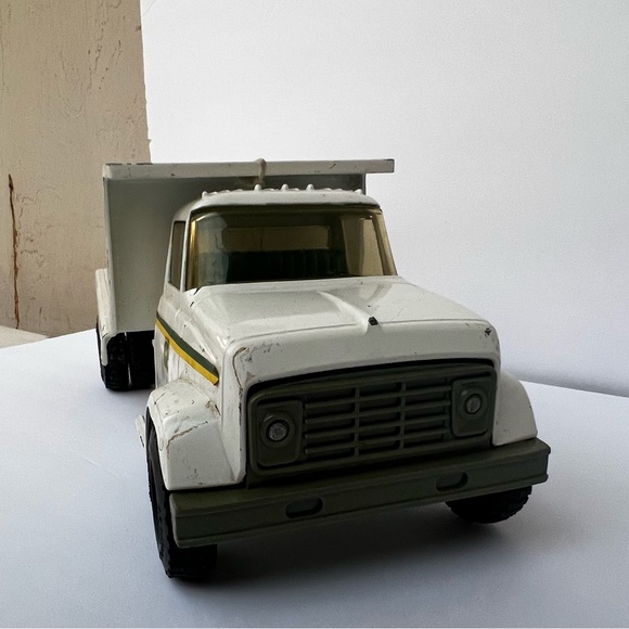 Vintage John Deere White Metal Dump Truck Toy Vehicle Farm Tractor - Picture 4 of 16